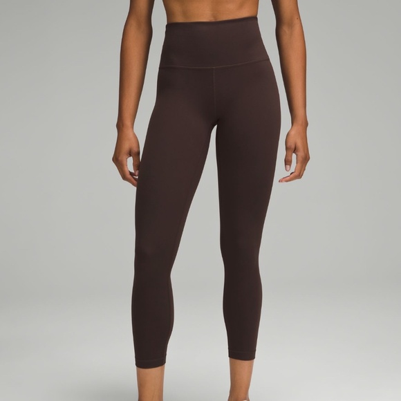 Lululemon Pants - Wunder Train High Rise Tight 25”